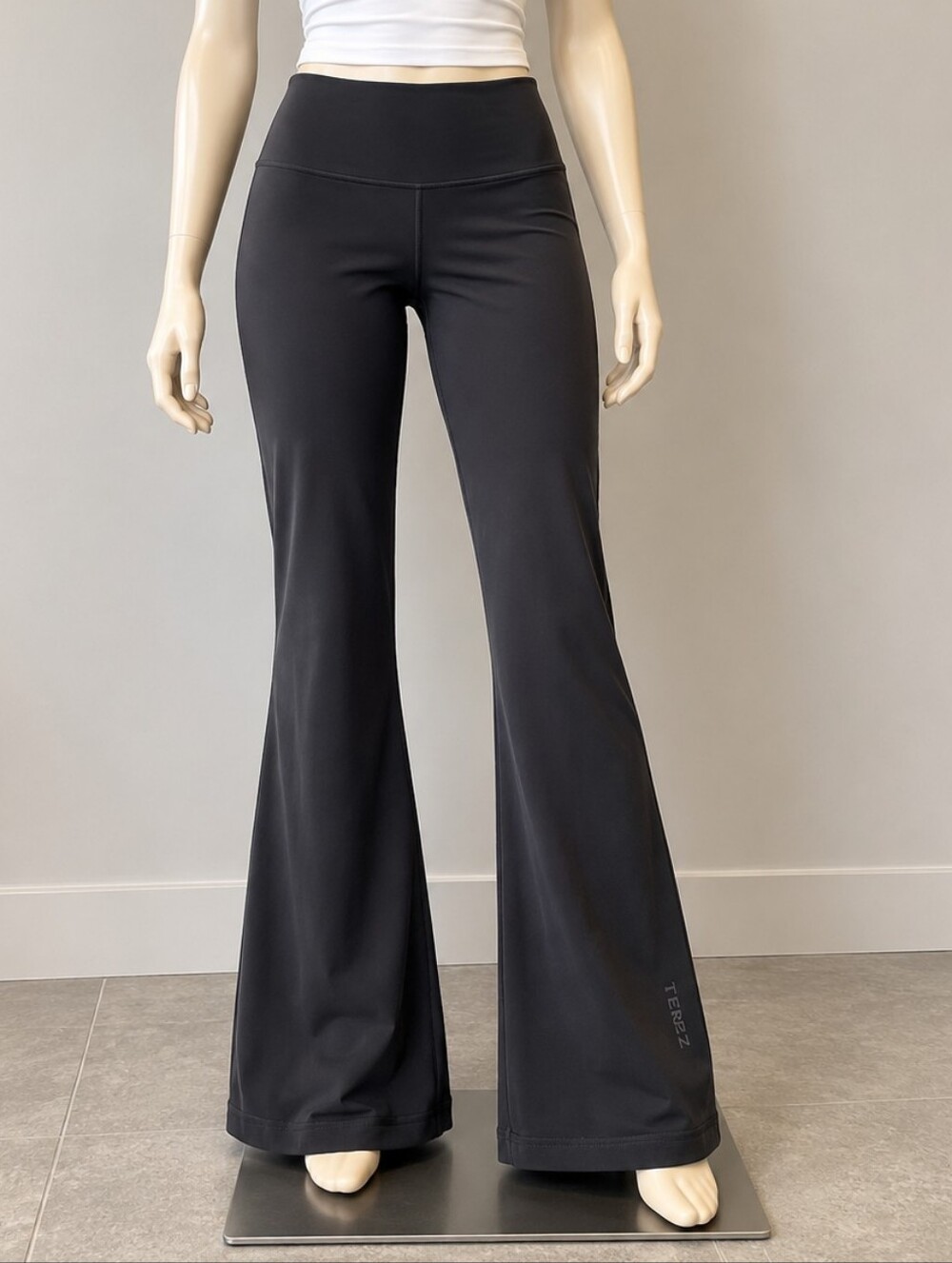 Terez Black Boot-Cut Flare Yoga Pants